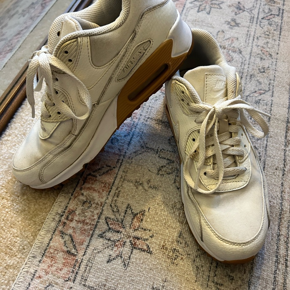Nike Air Max 90 White Sneakers with Gum Sole